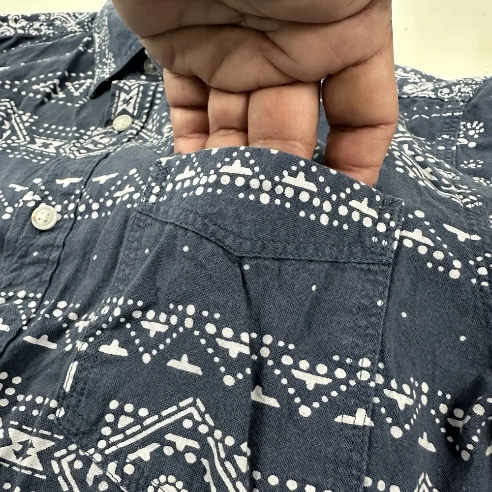 Banana Republic Bandana Shirt Men Small Camden Fit Blue‎ All Over Print Cotton